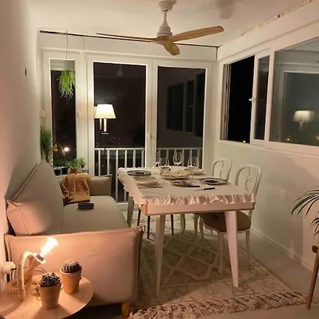 Sol, Apartment *